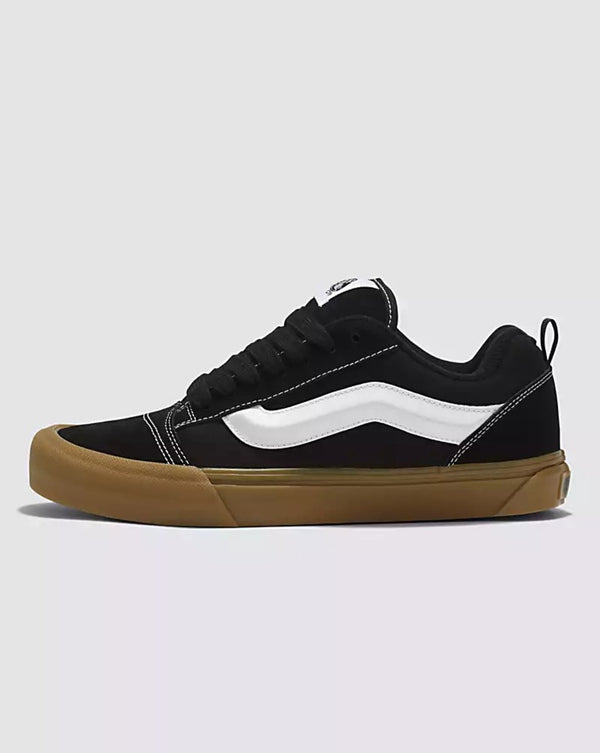 Knu Skool Black Gum